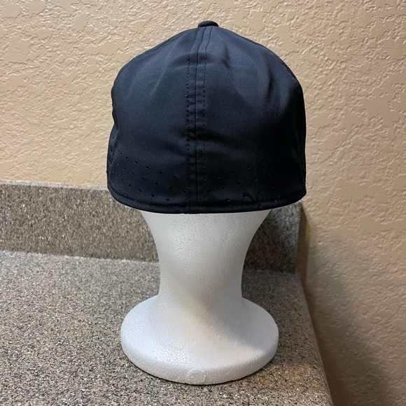 Adidas Hat Flex Fitted Sz L/XL - Picture 3 of 4